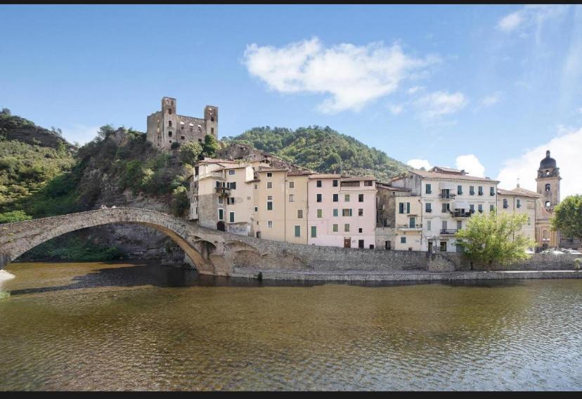 Apartamento Il Ruscello Dolceacqua Exterior foto